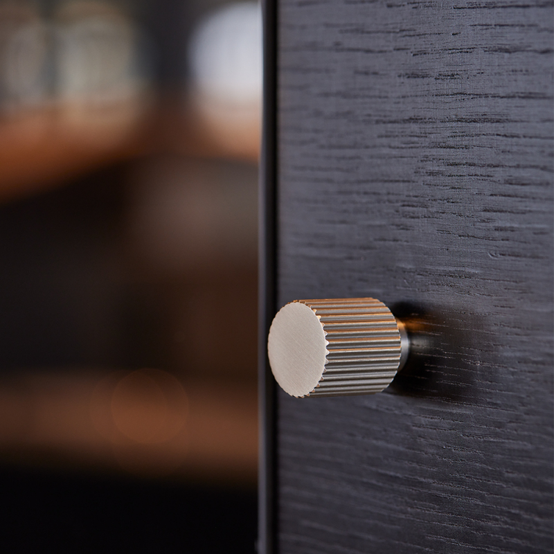 Knopp Beslag Design Helix Stripe