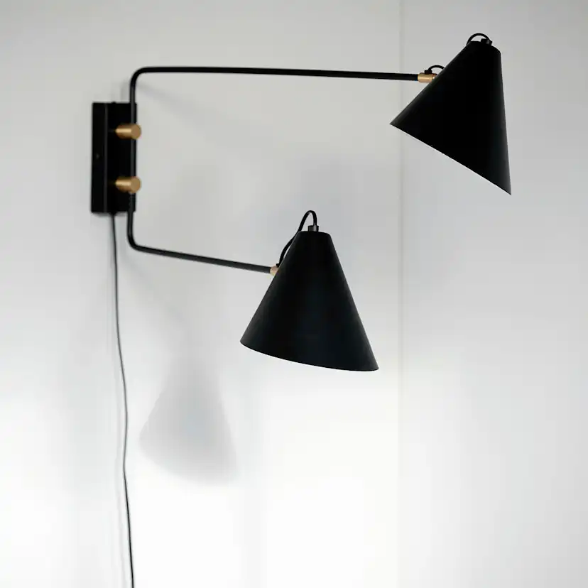 Vägglampa House Doctor Club 2L