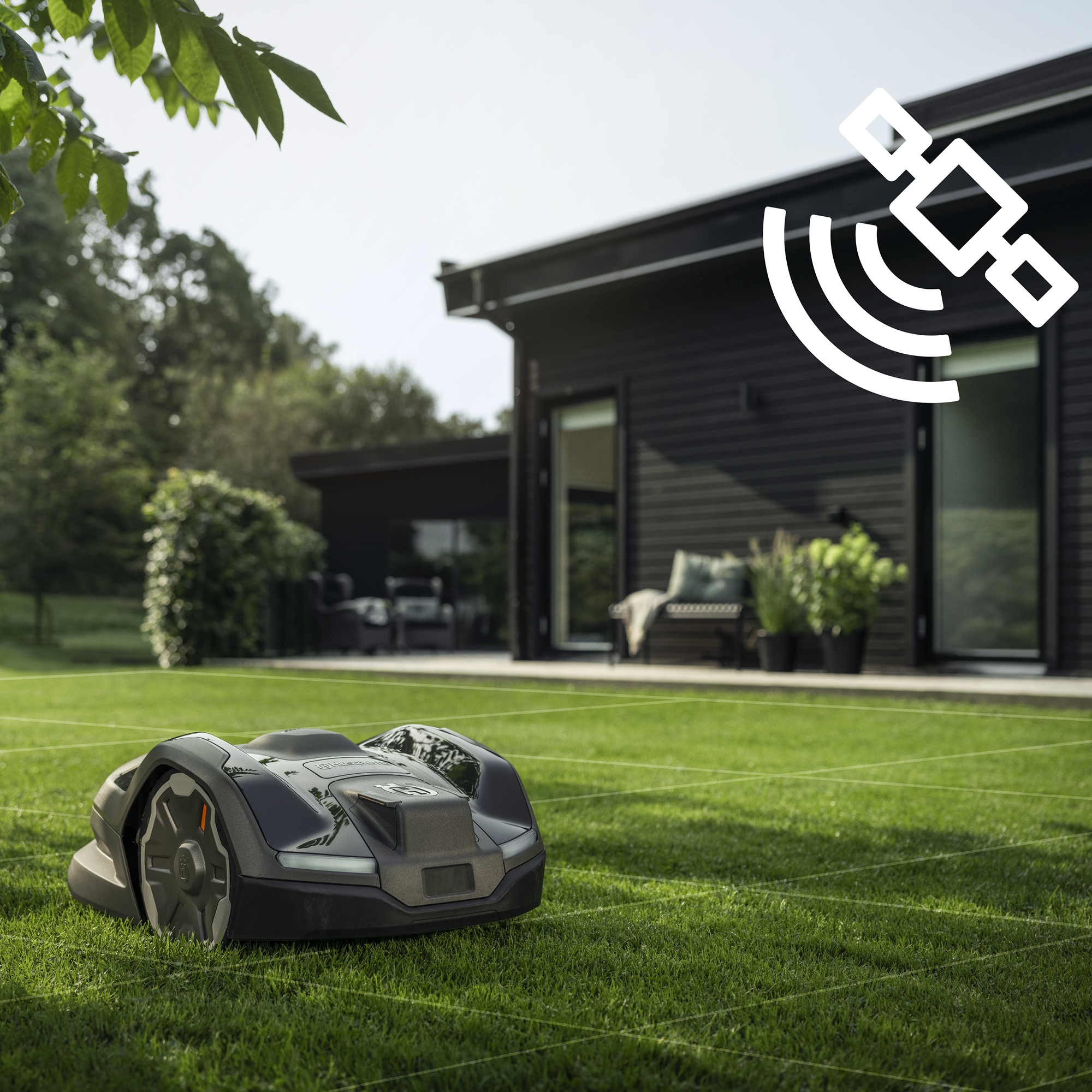 Robotgräsklippare Husqvarna Automower® 305E NERA