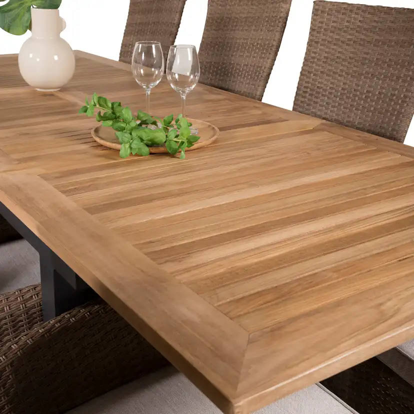 Matgrupp Utomhus Venture Home Perla 160/240 med 8 Pishi KarmTrädgårdsstolar