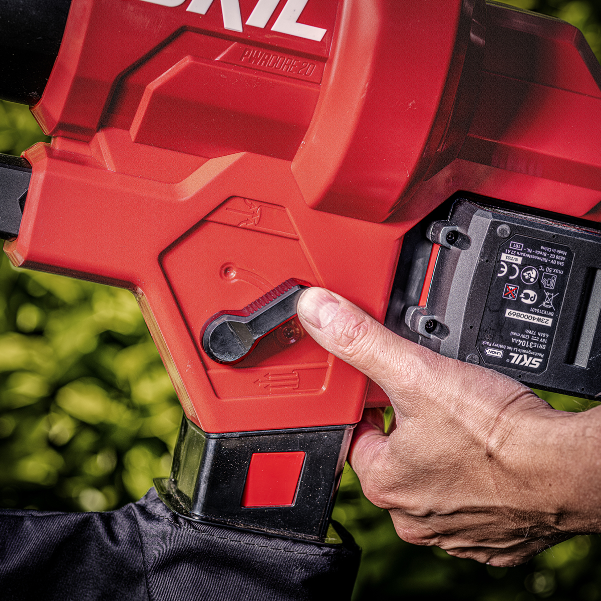 Lövblås/-Sug SKIL 0350 CA Kolborstfri Batteridriven