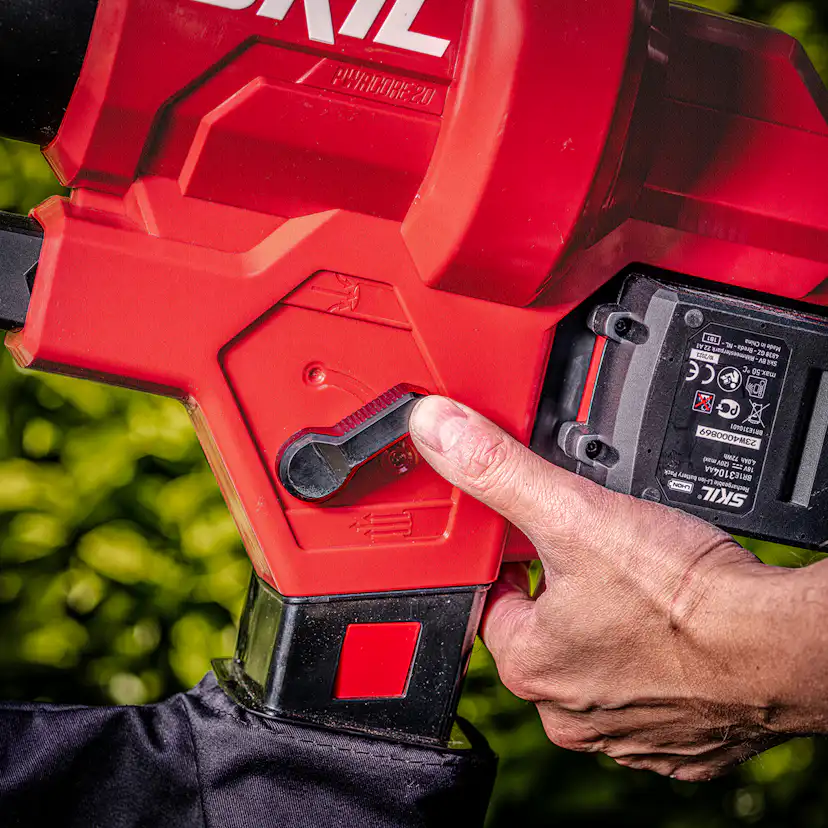 Lövblås/-Sug SKIL 0350 CA Kolborstfri Batteridriven