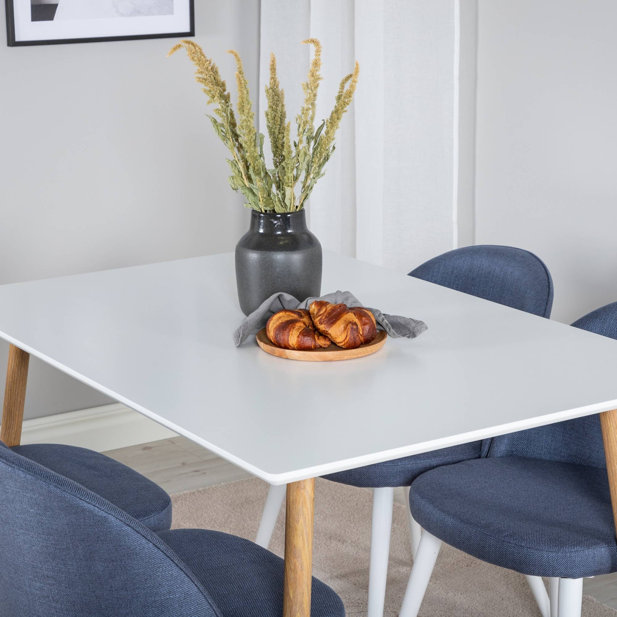 Matgrupp Basic Home Pontus Rektangulärt Matbord 120 cm med 4 Sedavi Matstol