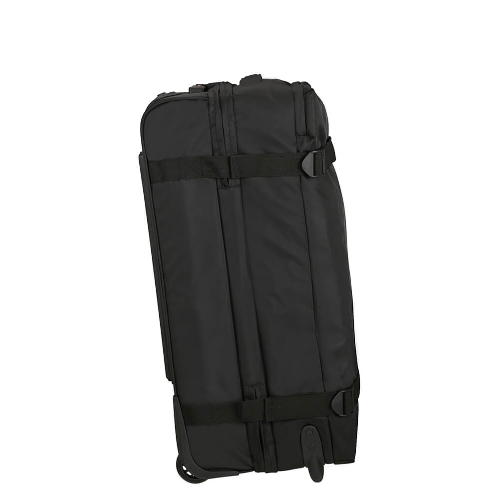 Duffelväska American Tourister Urban Track Duffle/WH Medium