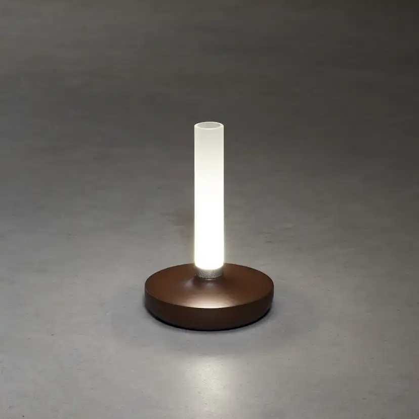 Biarritz bordslampa rost USB Rost