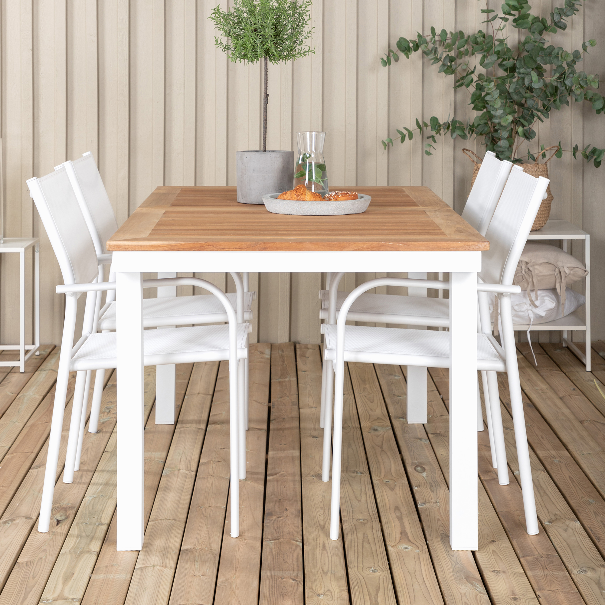 Matgrupp Venture Home Perla 152/210 med 4 Siri Karmstolar