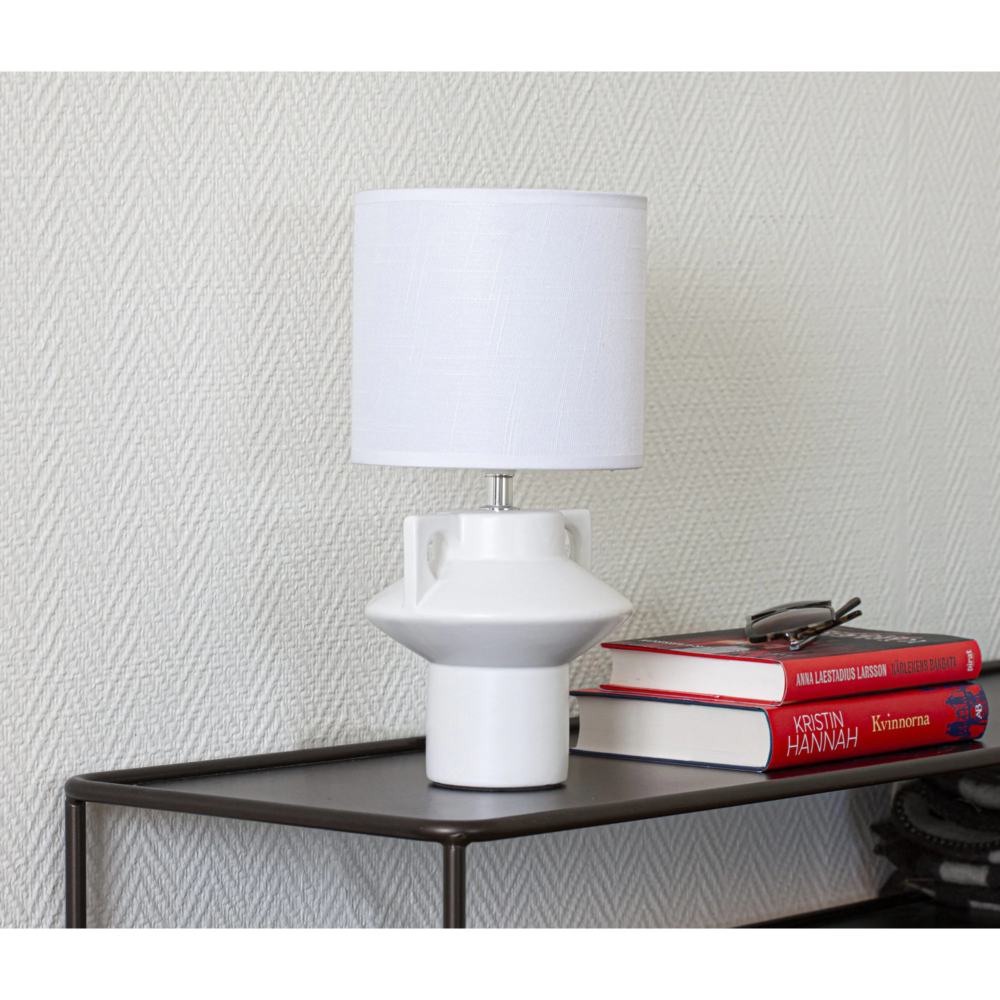 Bordslampa Cottex Mateo H34 cm Keramikfot med Linneskärm