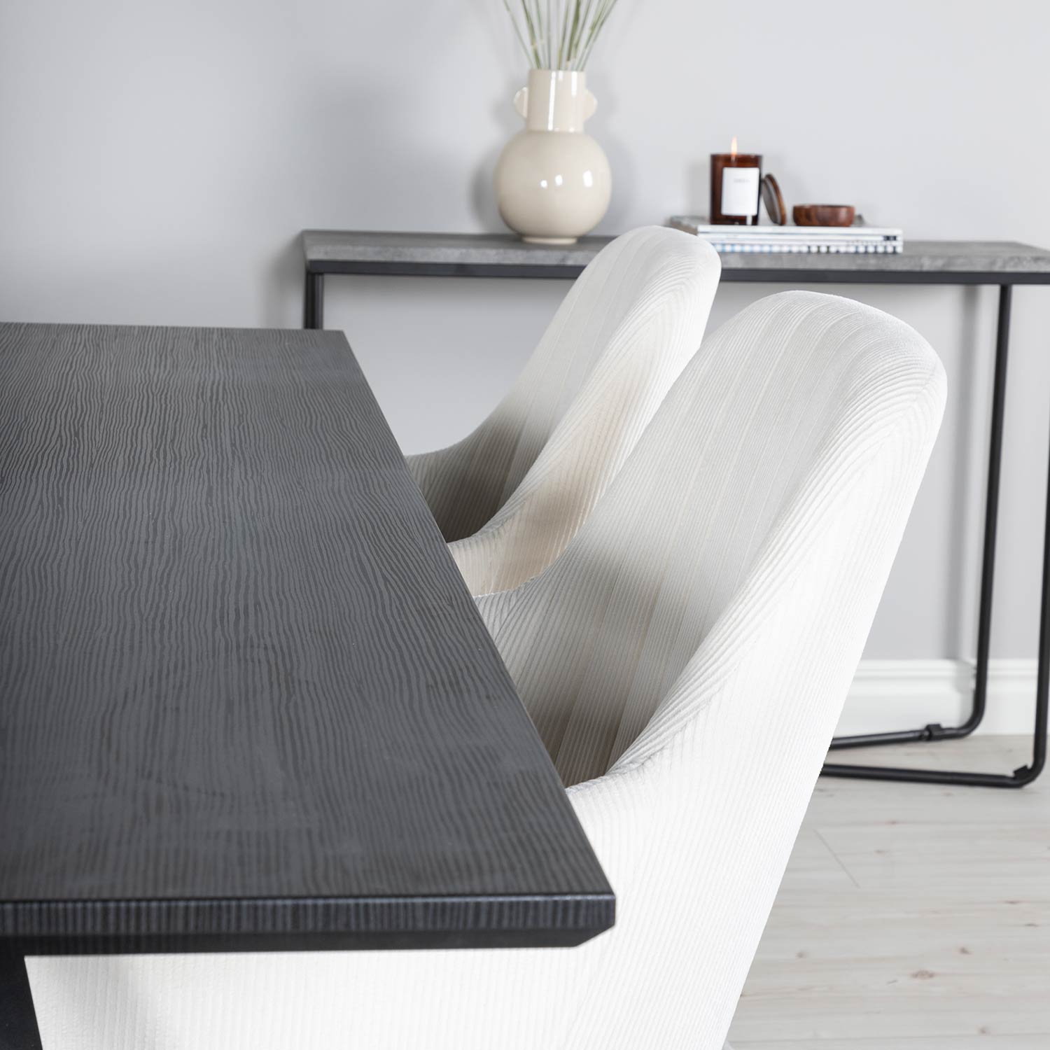 Marina Table - Black top /Comfort Chair - Beige / Black_4 Svart/Beige