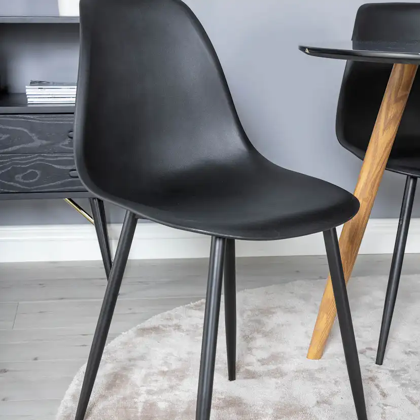 Matgrupp Venture Home Plake med 4 Pop Stolar Runt
