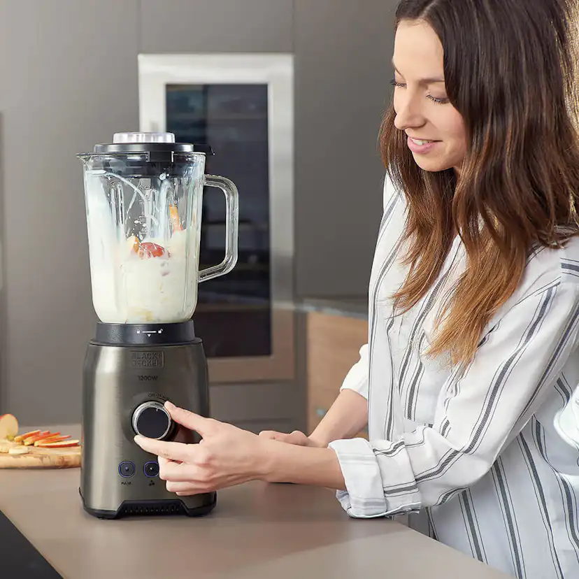 Blender Black+Decker 1,5L Borstat Stål 1200W med Turbofunktion & Justerbara Hastigheter