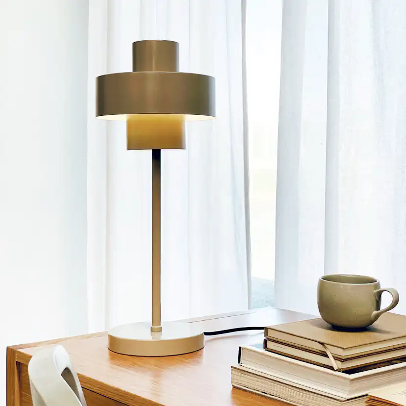 Bordslampa Dyberg Larsen Stoke
