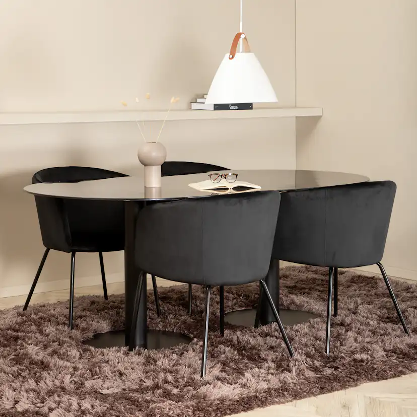 Matgrupp Venture Home Oslo med 4 Bergen Stolar Sammet
