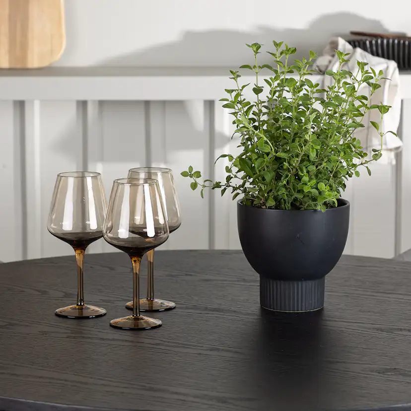 Matgrupp Venture Home Olivia Ø110 cm med 4 st Evelina stolar