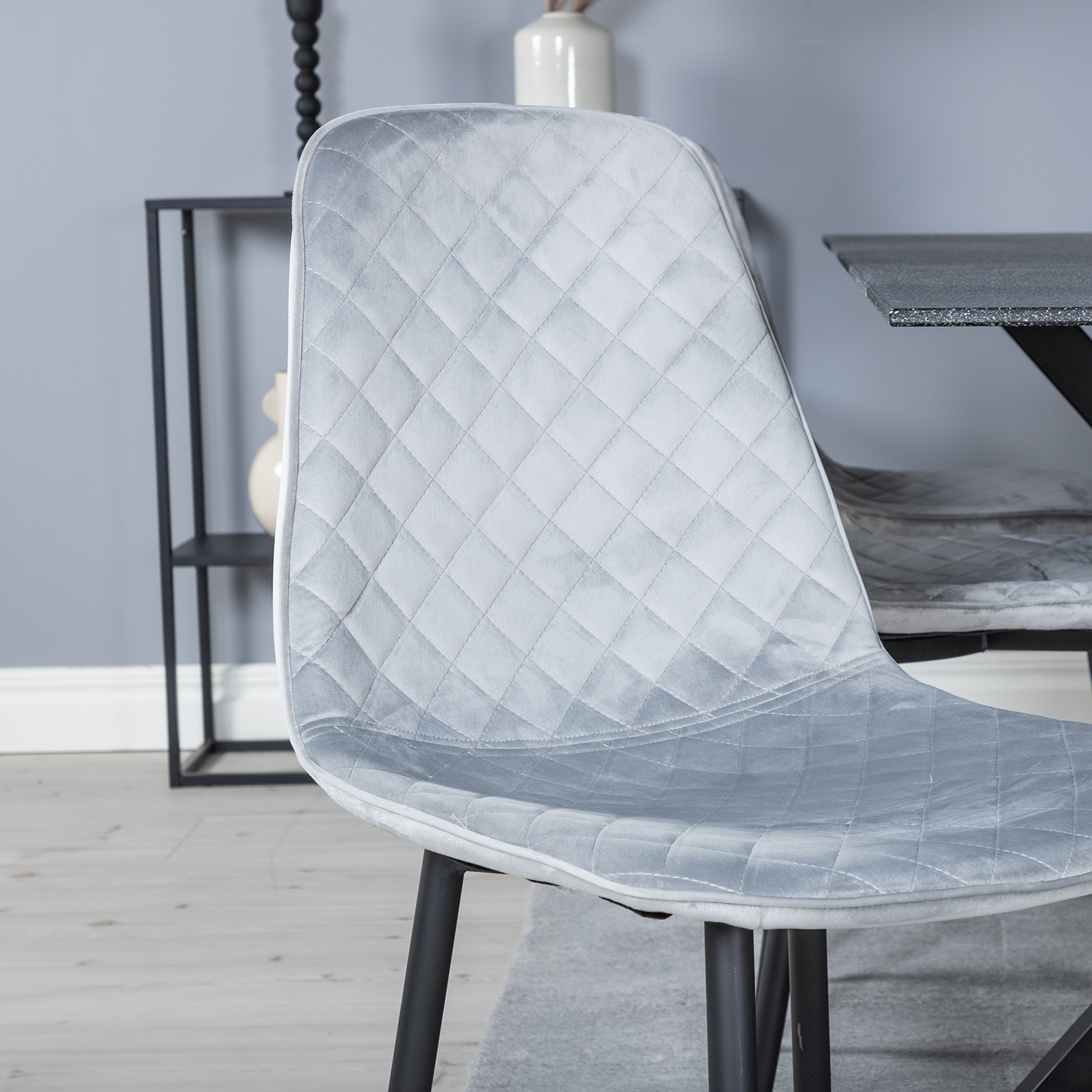 Matgrupp Venture Home Piata med 6 Phoi Stolar Sammet