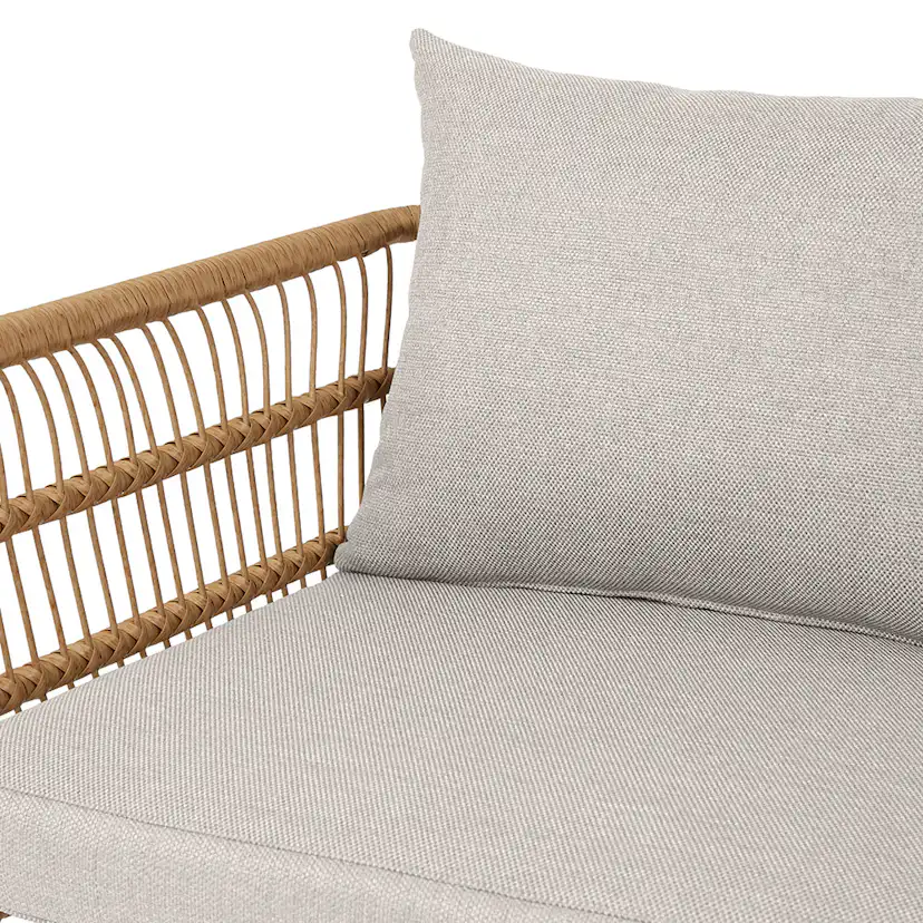 Soffa ENVY DESIGN Nina 2-sits med Dynor