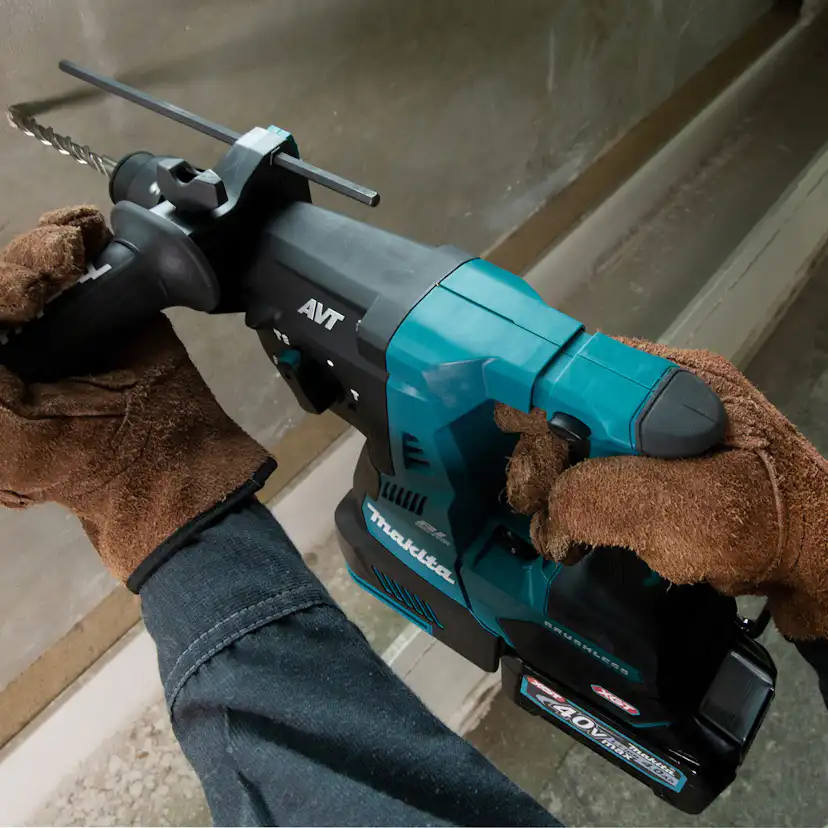 Borrhammare Makita HR004GM201 40V XGT med Batteri och Laddare