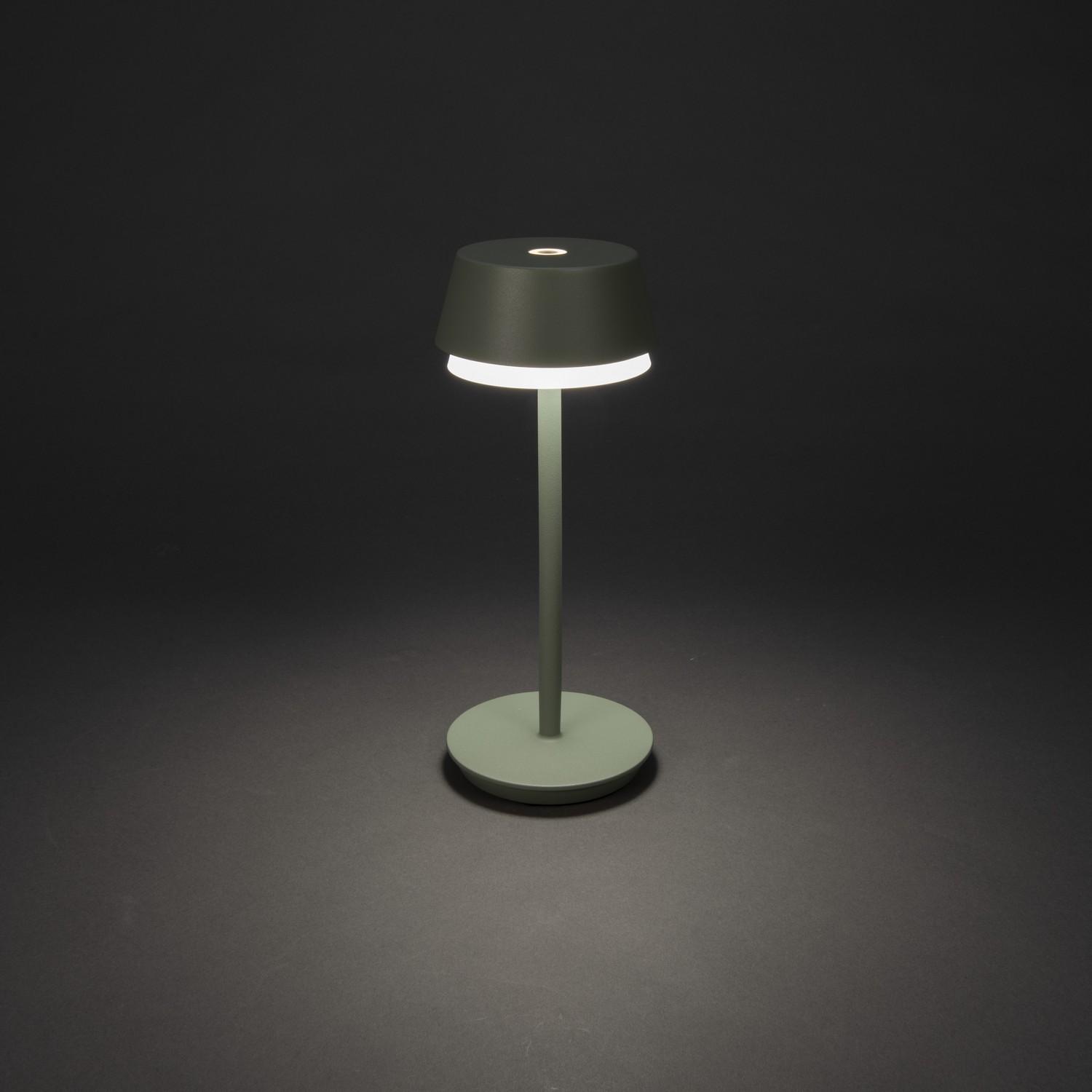 Bordslampa Gnosjö Konstsmide Lyon USB