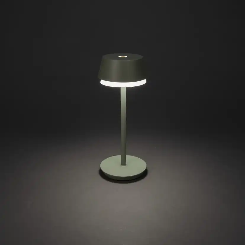 Bordslampa Gnosjö Konstsmide Lyon USB