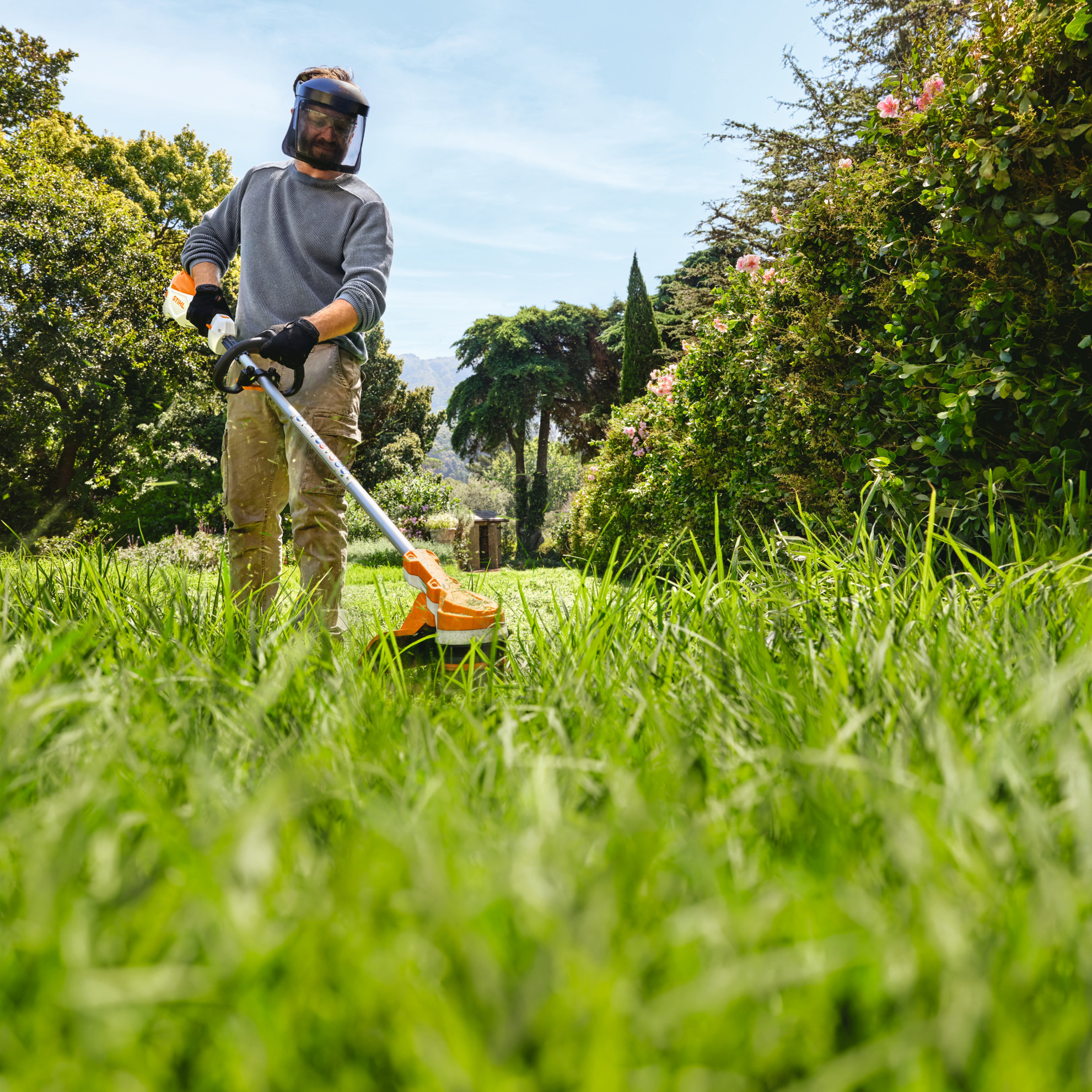 Trimmer STIHL FSA 70 R Med Batteri & Laddare