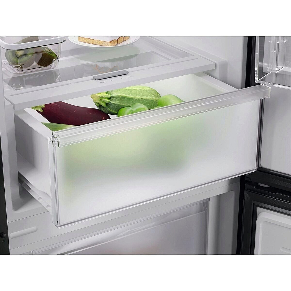 Fristående Kyl/Frys Electrolux LNT6MD32K Svart TwinTech® No Frost