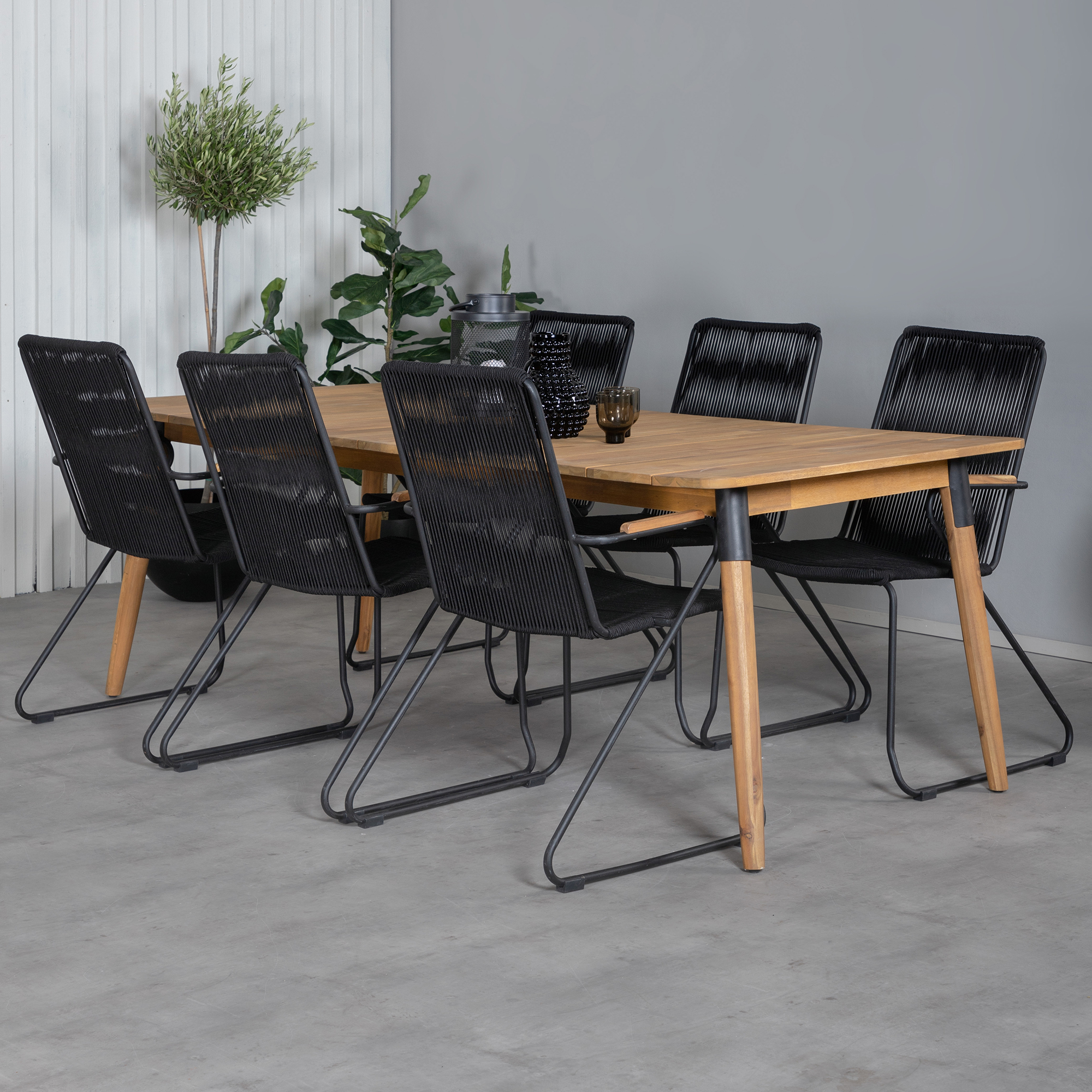 Matgrupp Venture Home Julle med 6 Boy Matstolar med Armstöd