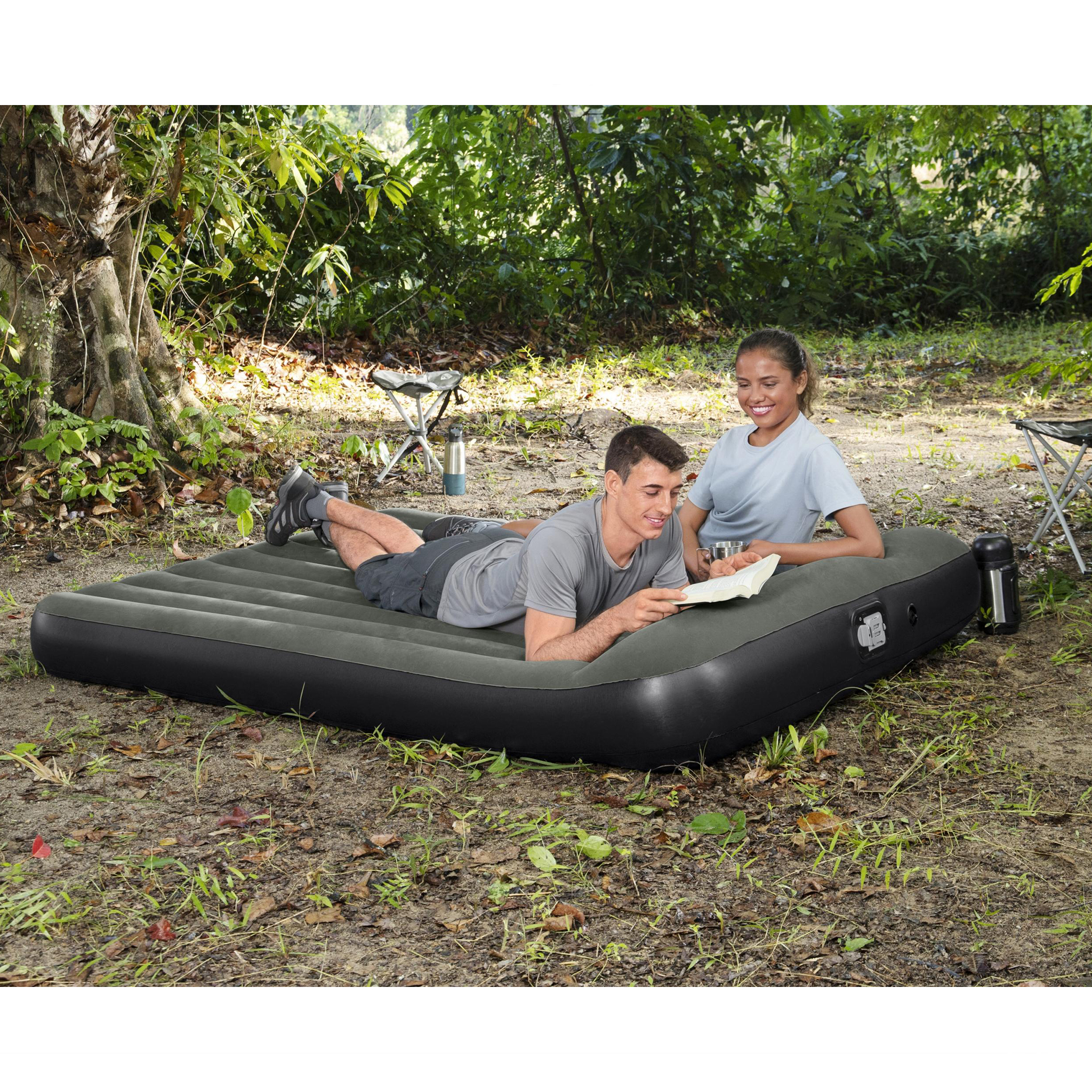 67930 Bestway  2.03m x 1.52m x 30cm Tritech Airbed Queen Bui Queen