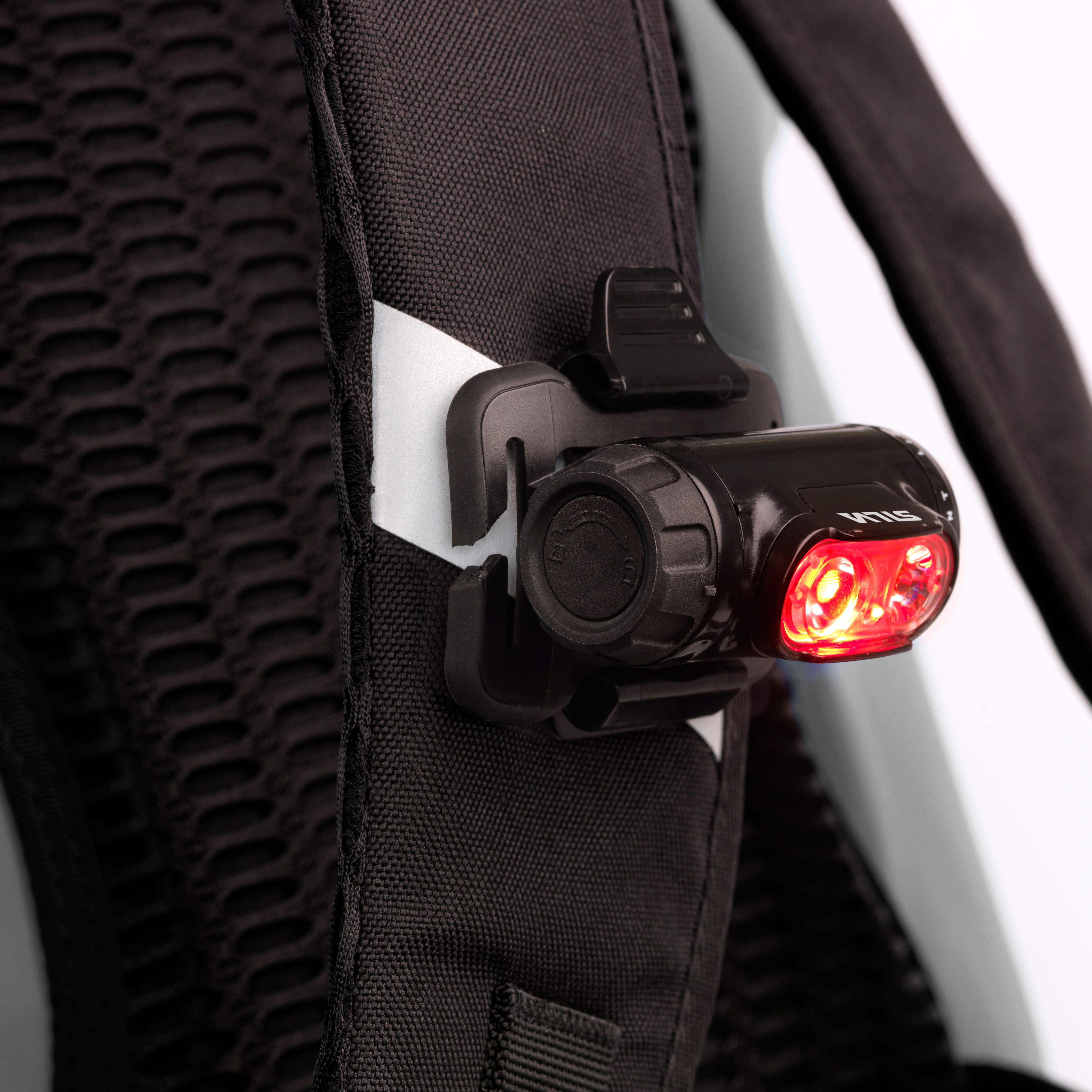 Pannlampa Silva Explore 4RC Vattentät Svart Laddbar Arbetslampa 400Lm