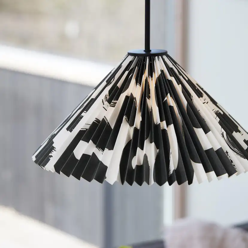 Taklampa PR Home Polly