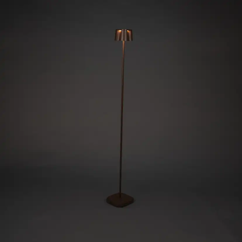 Golvlampa Gnosjö Konstsmide Nice USB