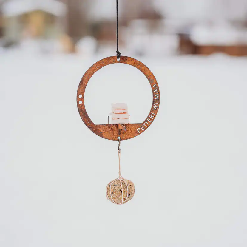 Fågelmatare GrillSymbol Petteri Wiimaa Circle