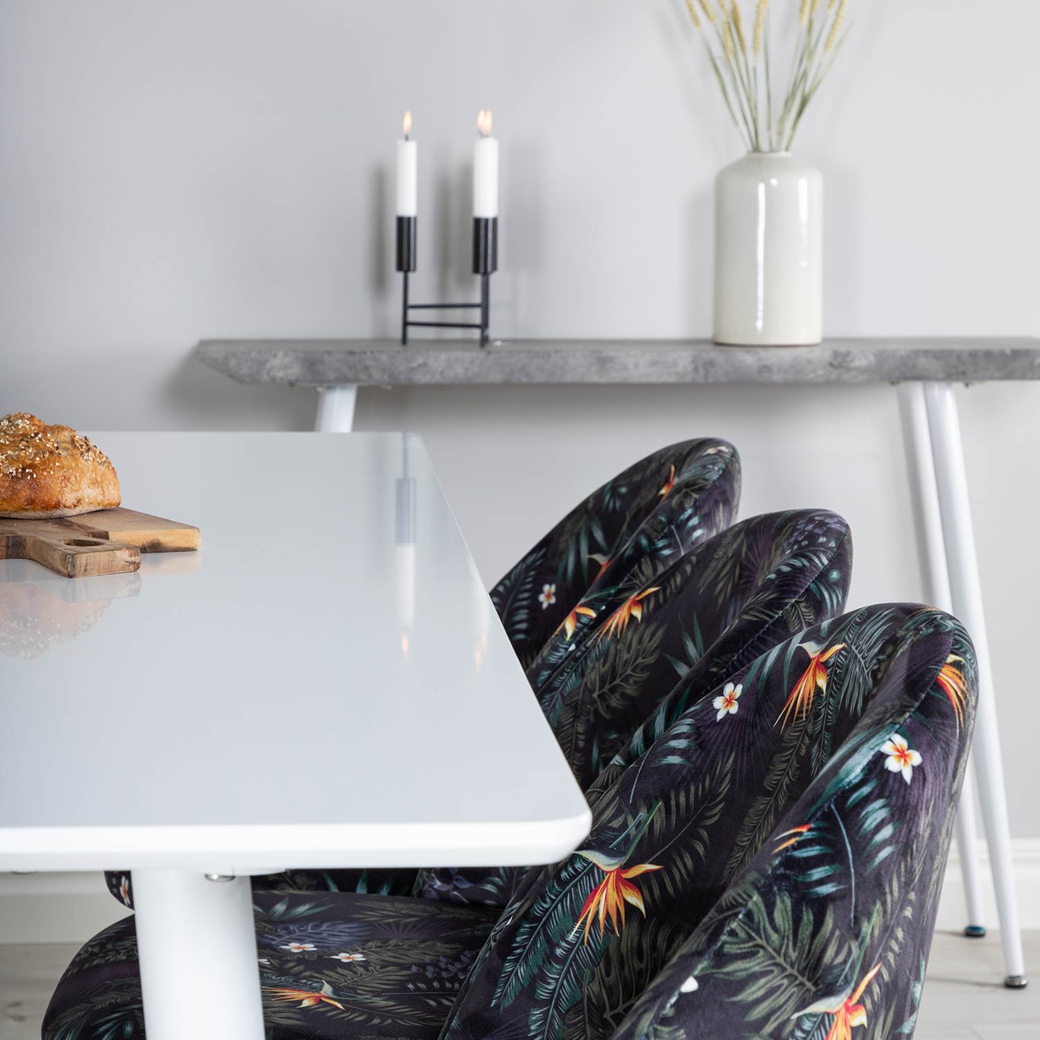 Matgrupp Venture Home Pobbie med 6 Valentina Stolar Polyestertyg