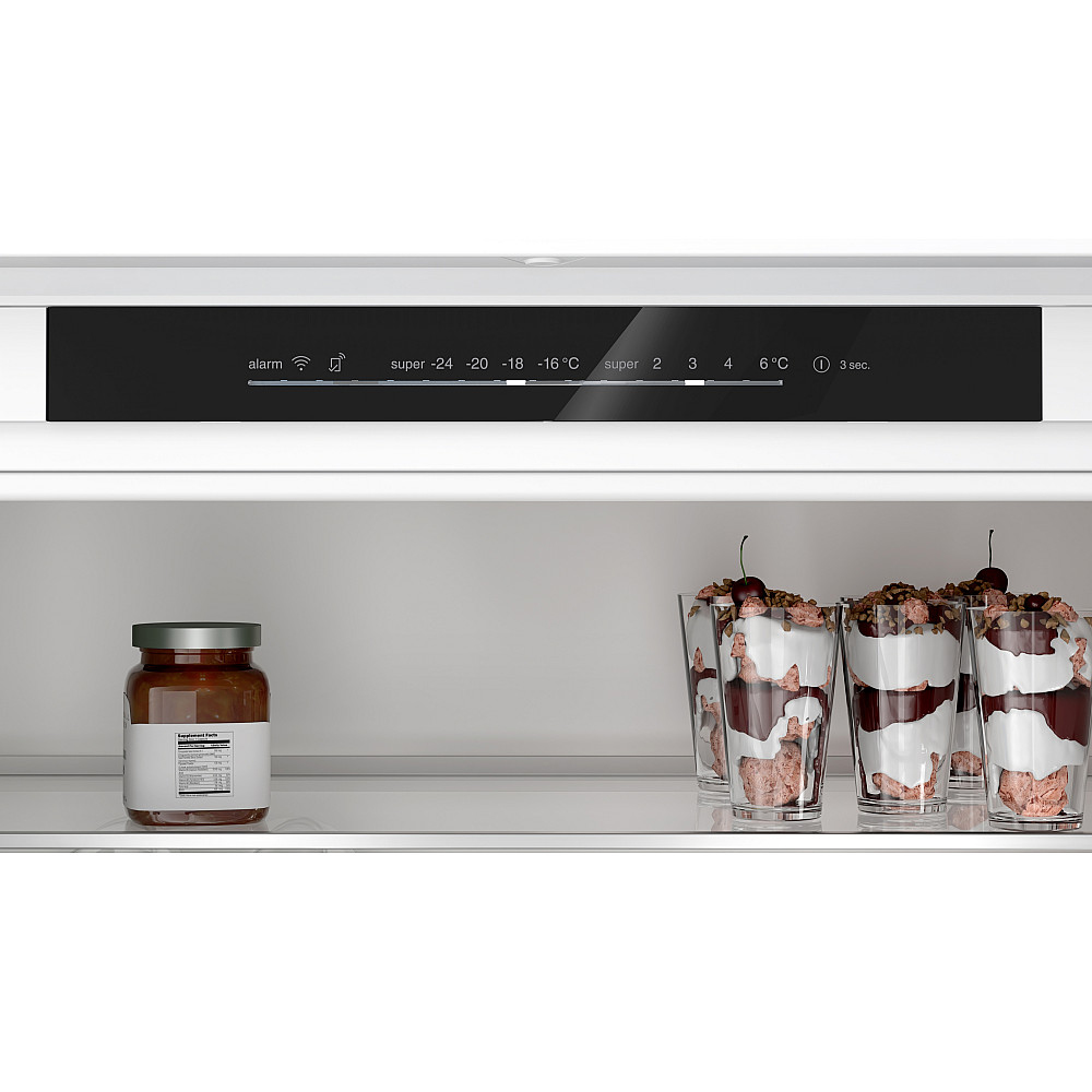 Integrerad Kyl/Frys Bosch Serie 4 KBN96VSE0 XL med Två Kylsystem För Optimal Nedkylning