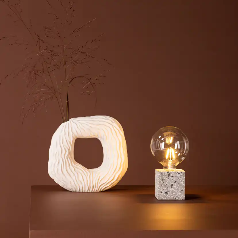 Bordslampa Venture Home Rilche