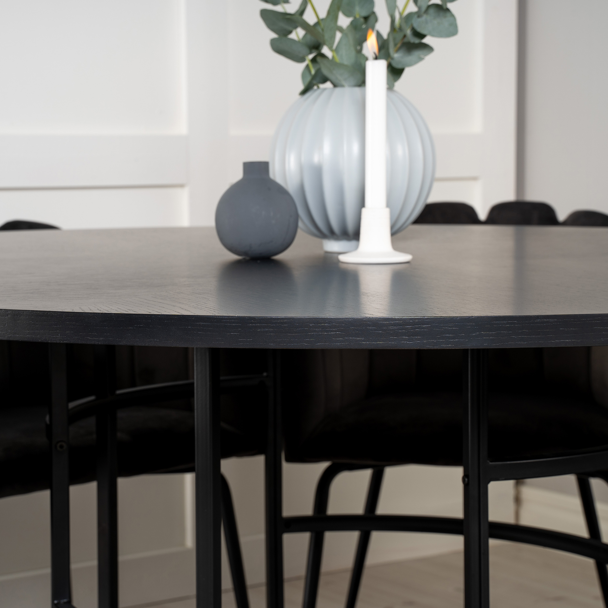 Matgrupp furniture/fashion Copenhagen med 6 Gråa Limhamn Stolar