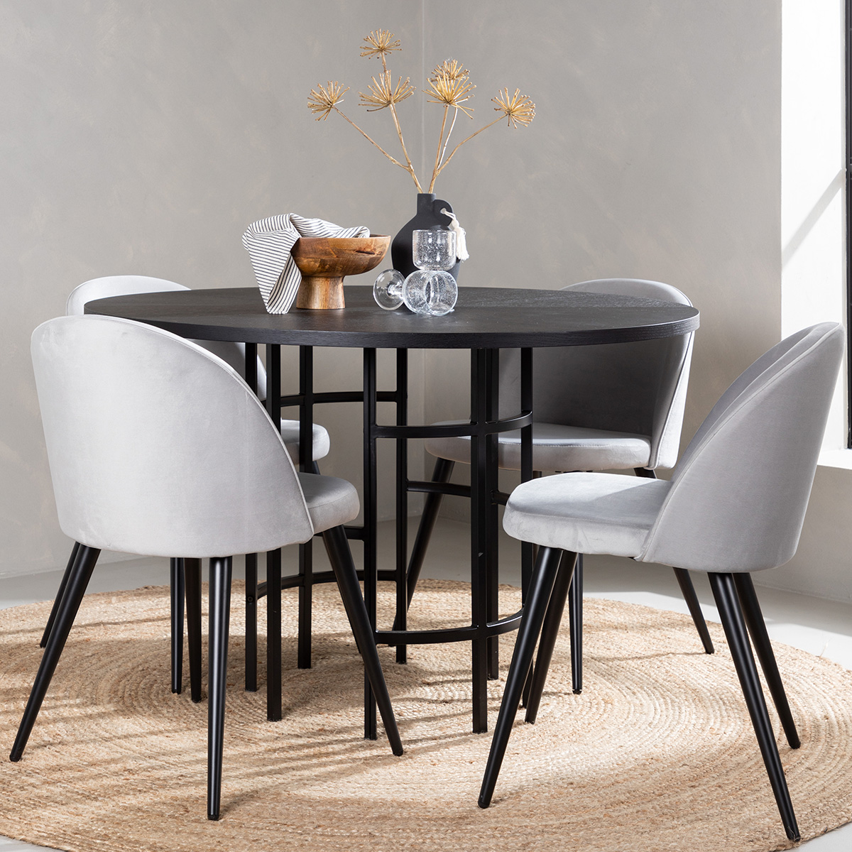 Matgrupp Venture Home Copenhagen med 4 Velvet Stolar