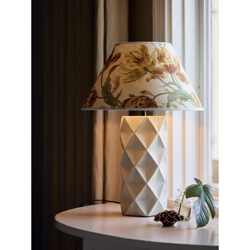 Lampfot PR Home Hazel