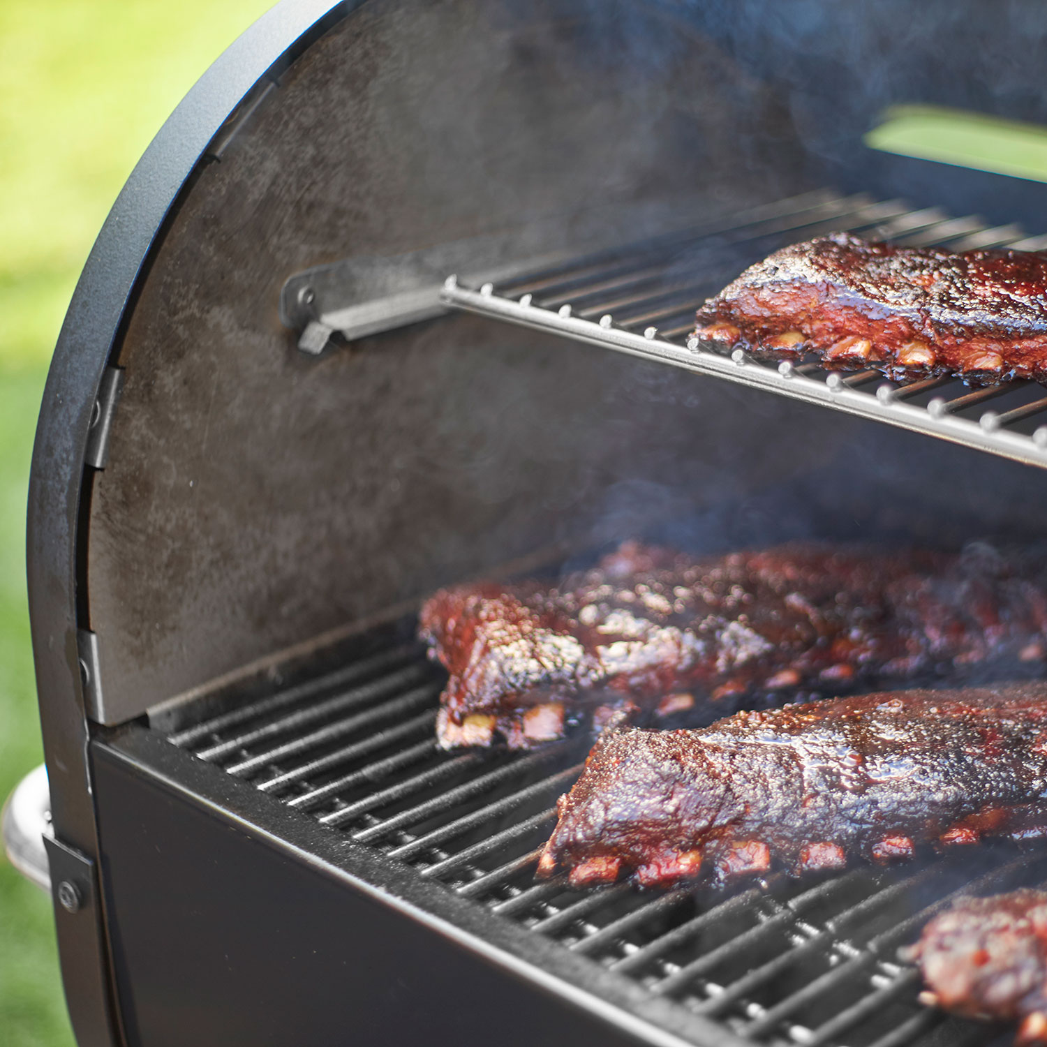Pelletsgrill Weber SmokeFire EX4 GBS Träpelletsgrill med Weber Connect-Teknik