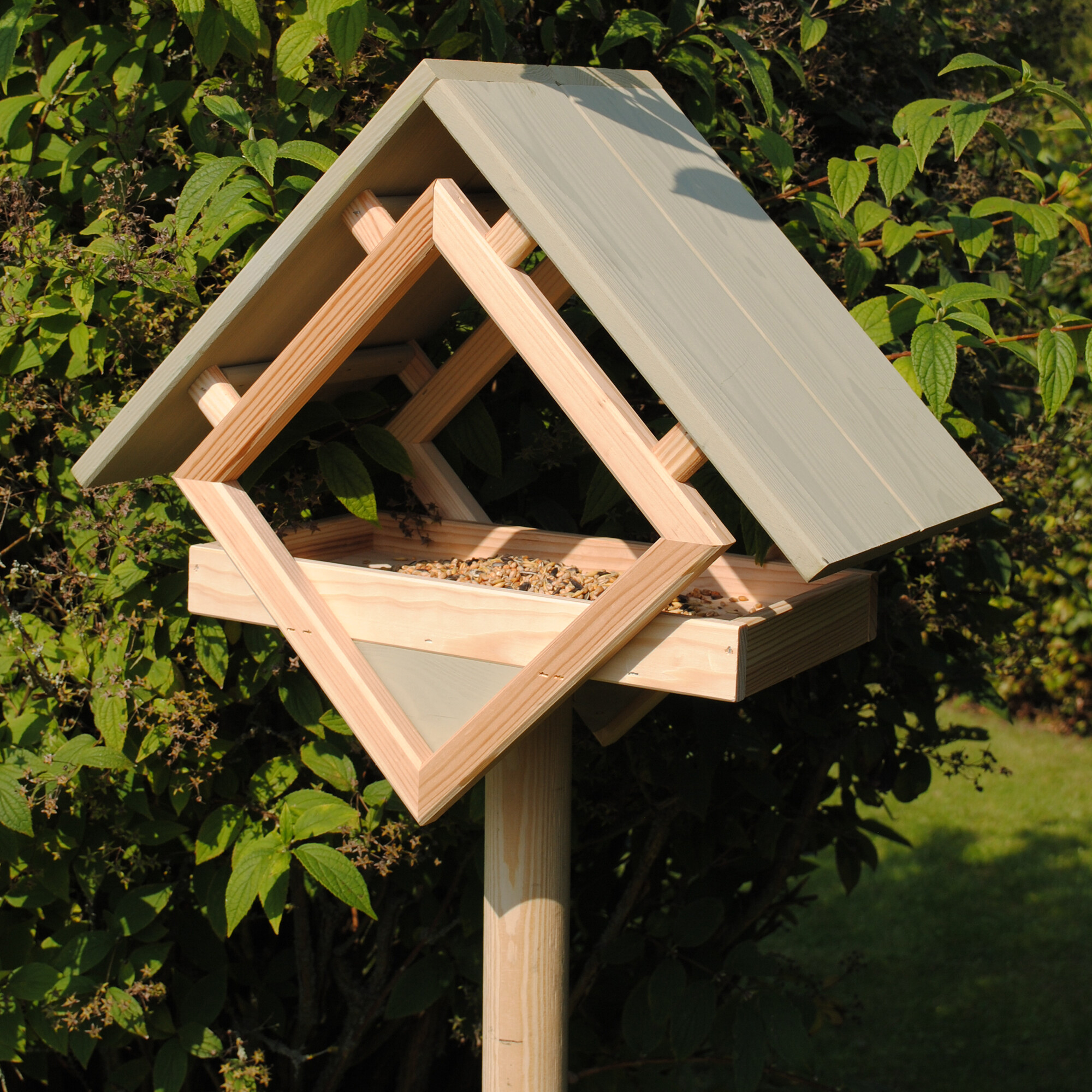 Fågelmatare Hortus Furu Olivgrön Med Stativ