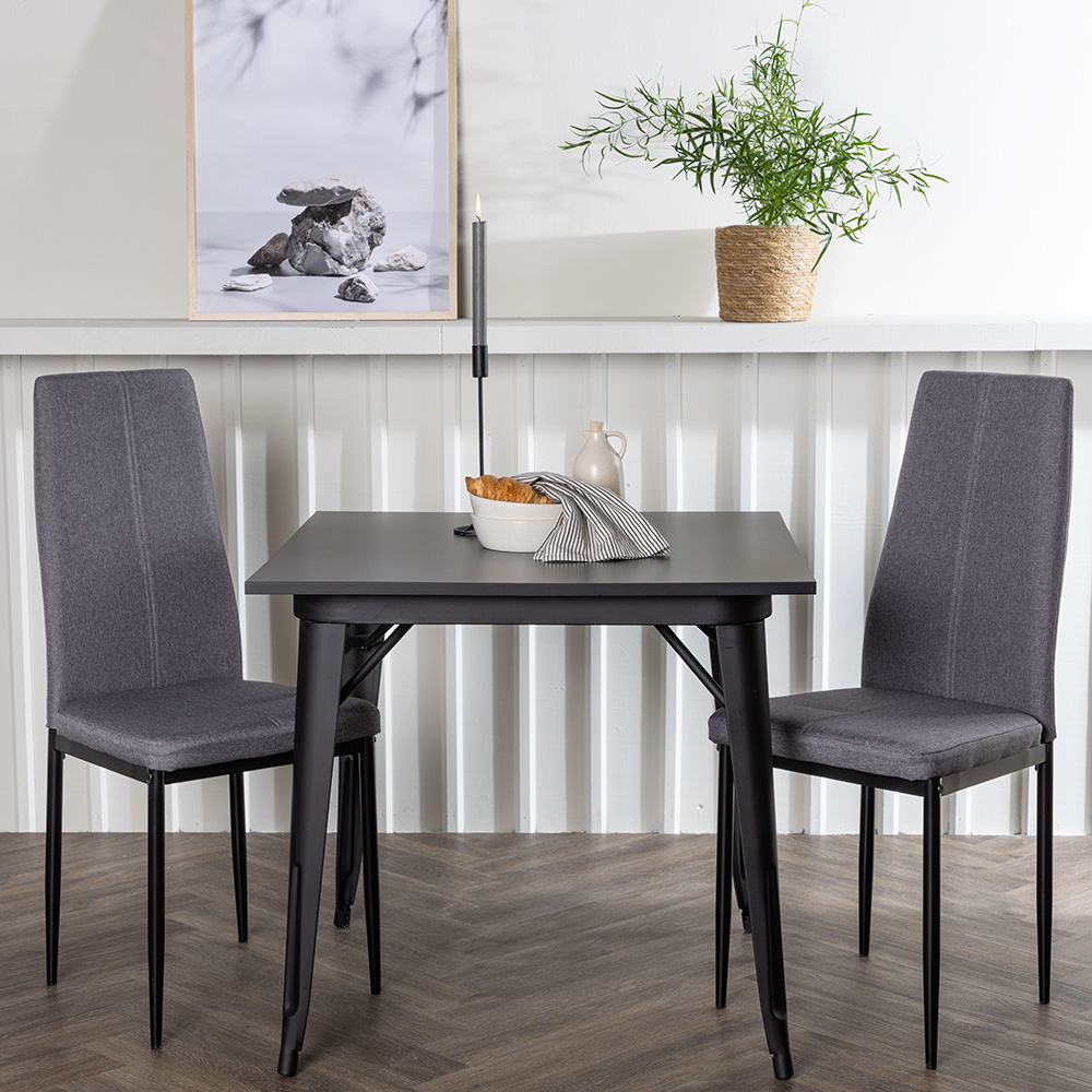 Matgrupp Venture Home Tempe med 2 st Petra stolar