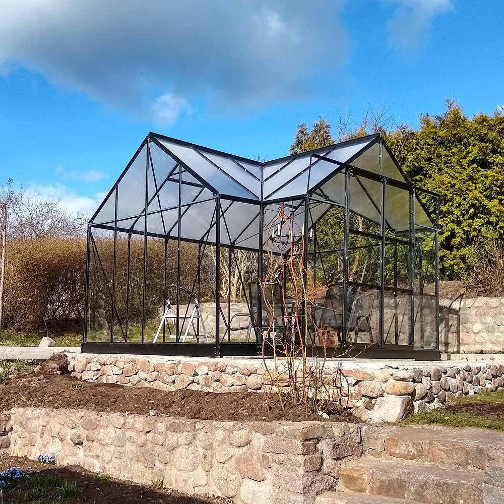 Växthus Gardeney Triton Svart Aluminiumstomme med UV-skyddat Polykarbonattak & Härdat Glas, 10,2 m²
