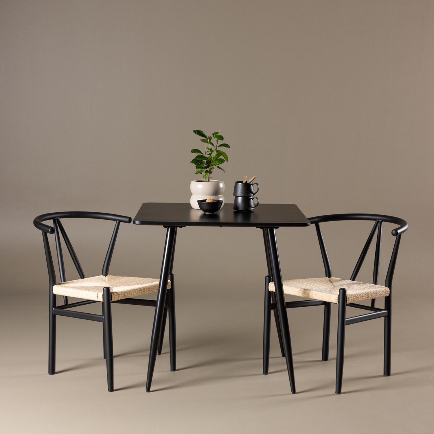 Polar Dining Table with Alfons Dining Chair Svart/Svart
