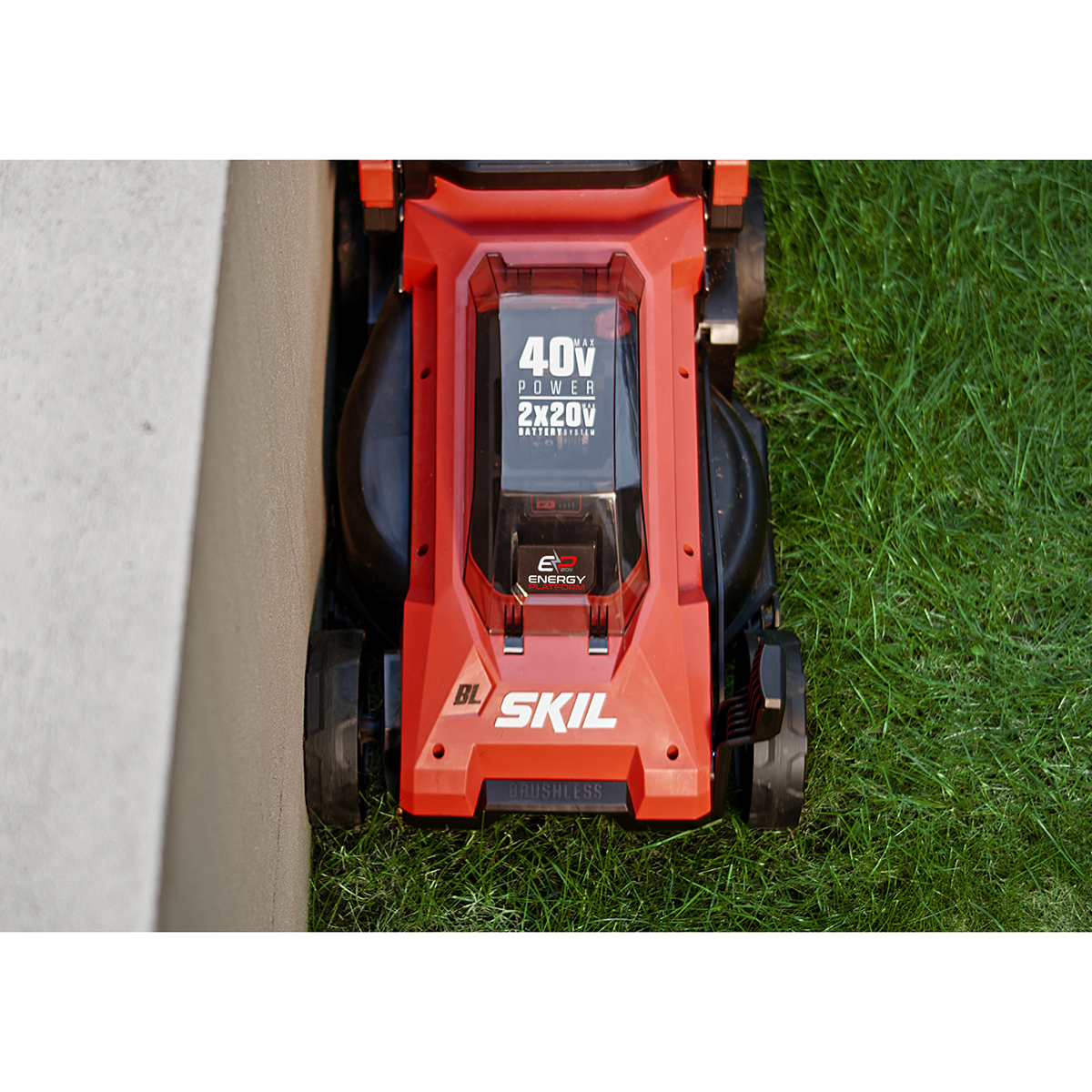 Gräsklippare SKIL 0130 CA Kolborstfri Batteridriven
