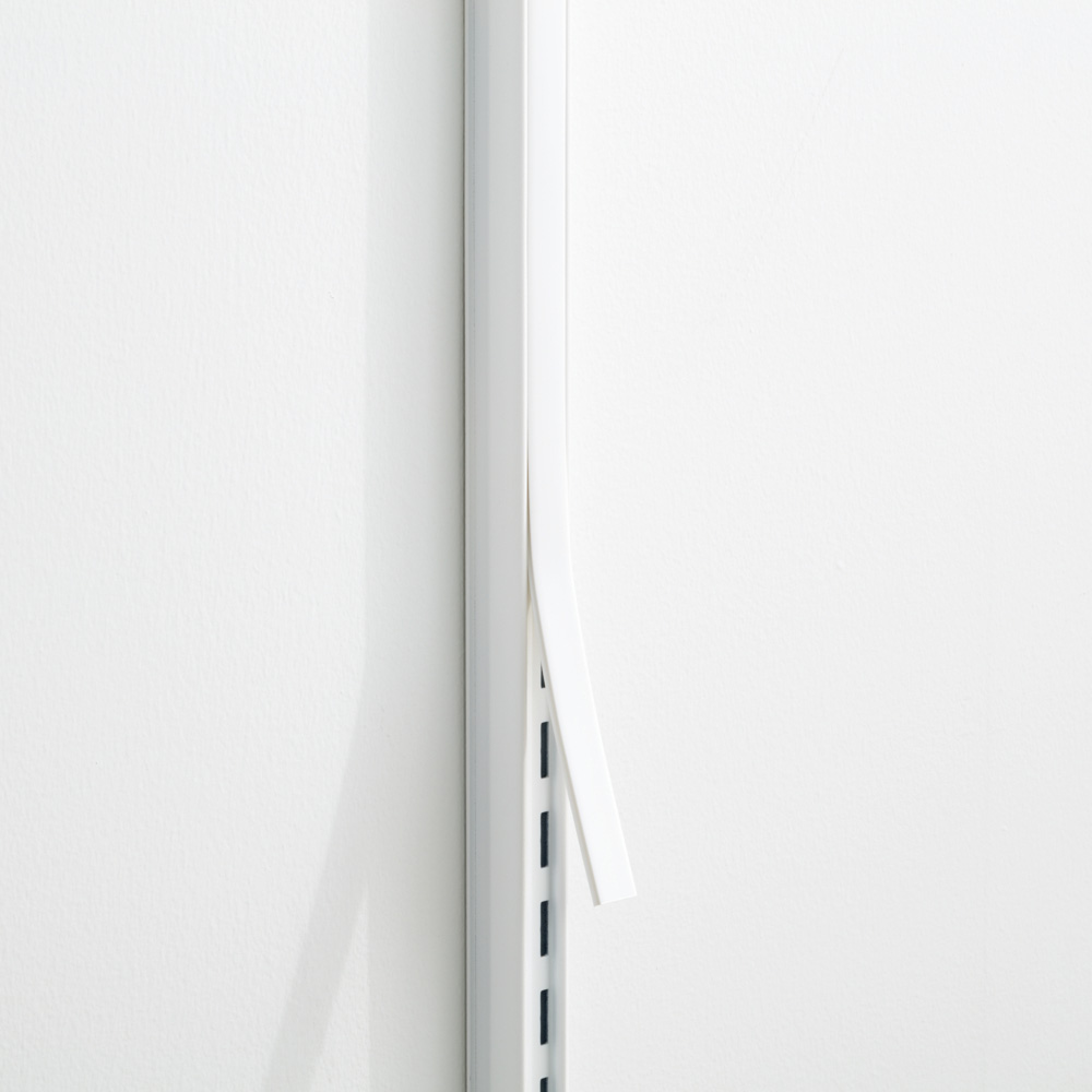 Täcklist skena 1100mm Färg: Matt Vit