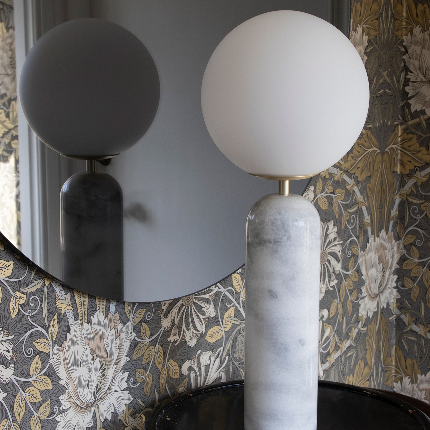 Bordslampa Globen Lighting Torrano