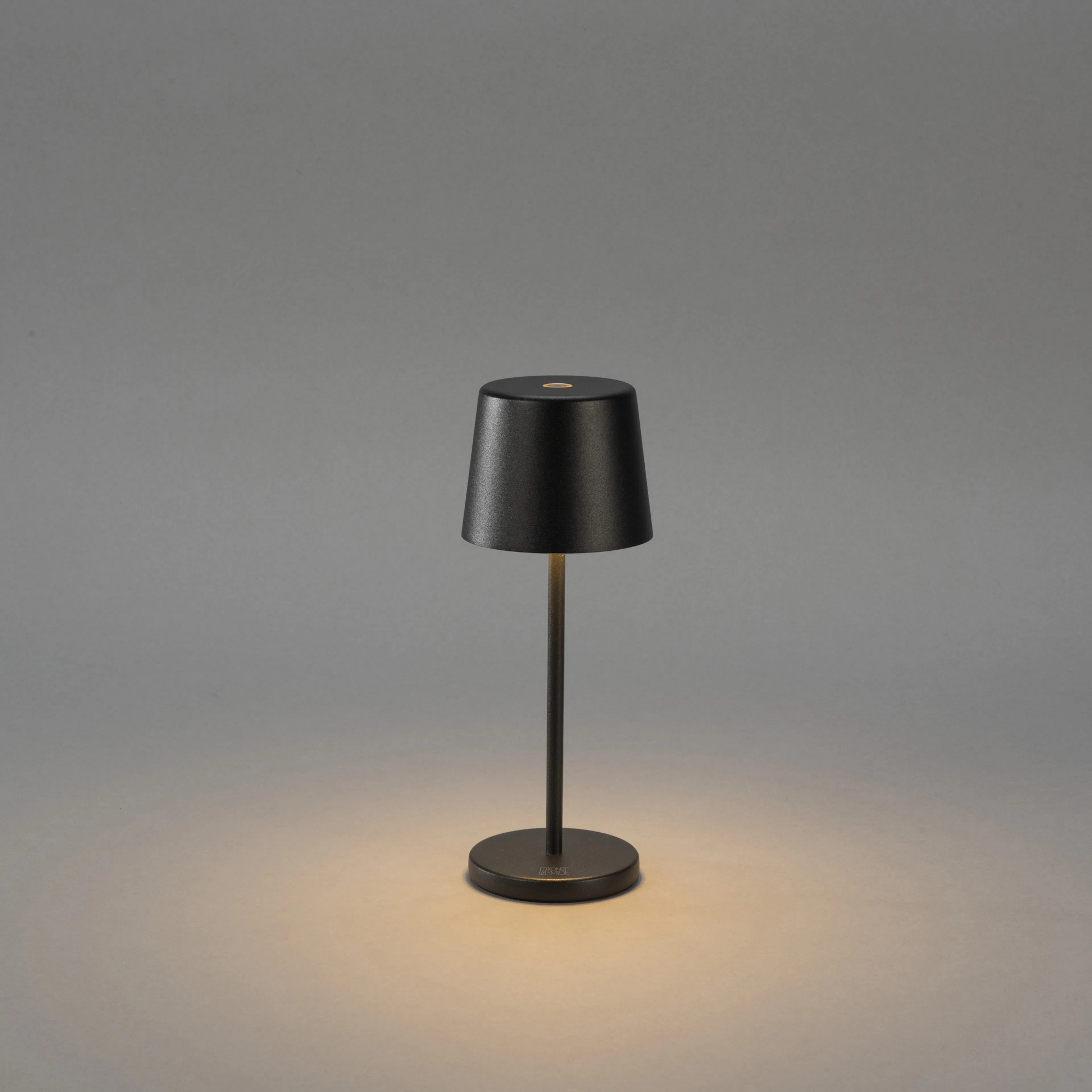 Bordslampa Gnosjö Konstsmide Vence Mini USB Portabel
