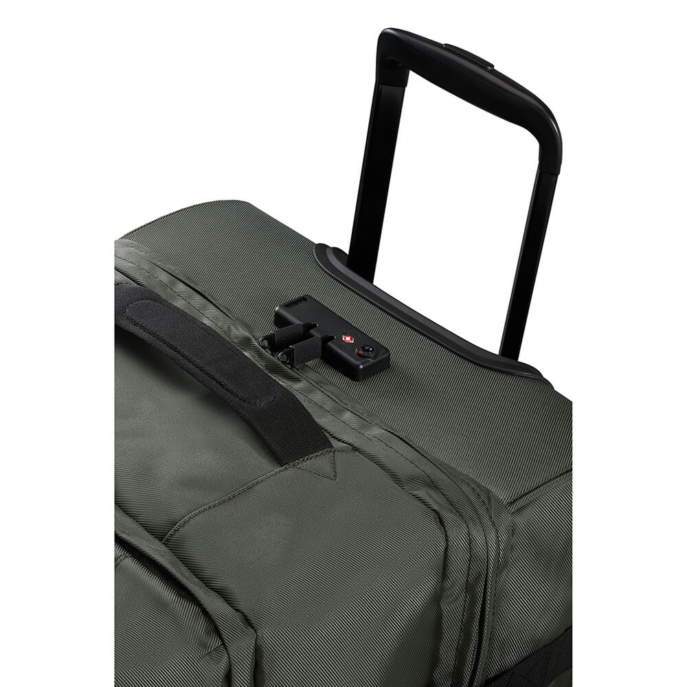 Duffelväska American Tourister Urban Track Duffle/WH Large