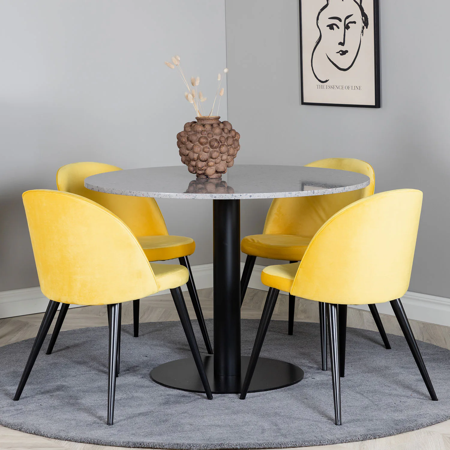 Matgrupp Venture Home Razzia med 4 Velvet stolar