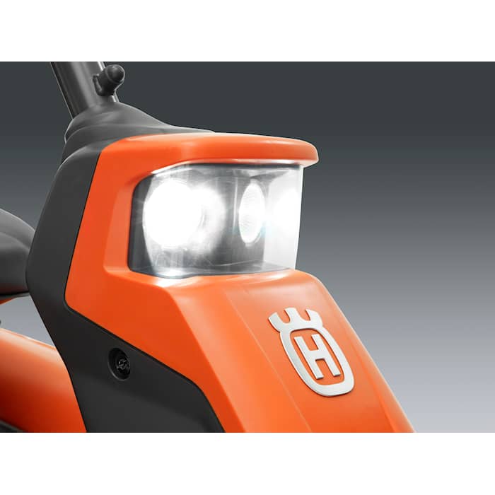 Åkgräsklippare Husqvarna R 216T AWD Rider