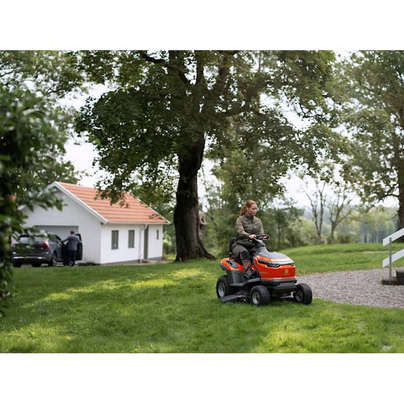 Trädgårdstraktor Husqvarna TS 100i Batteridriven