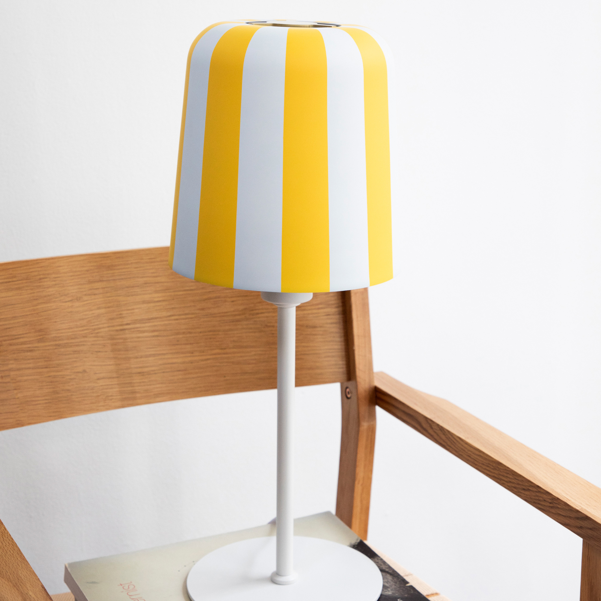 Bordslampa Dyberg Larsen Gry